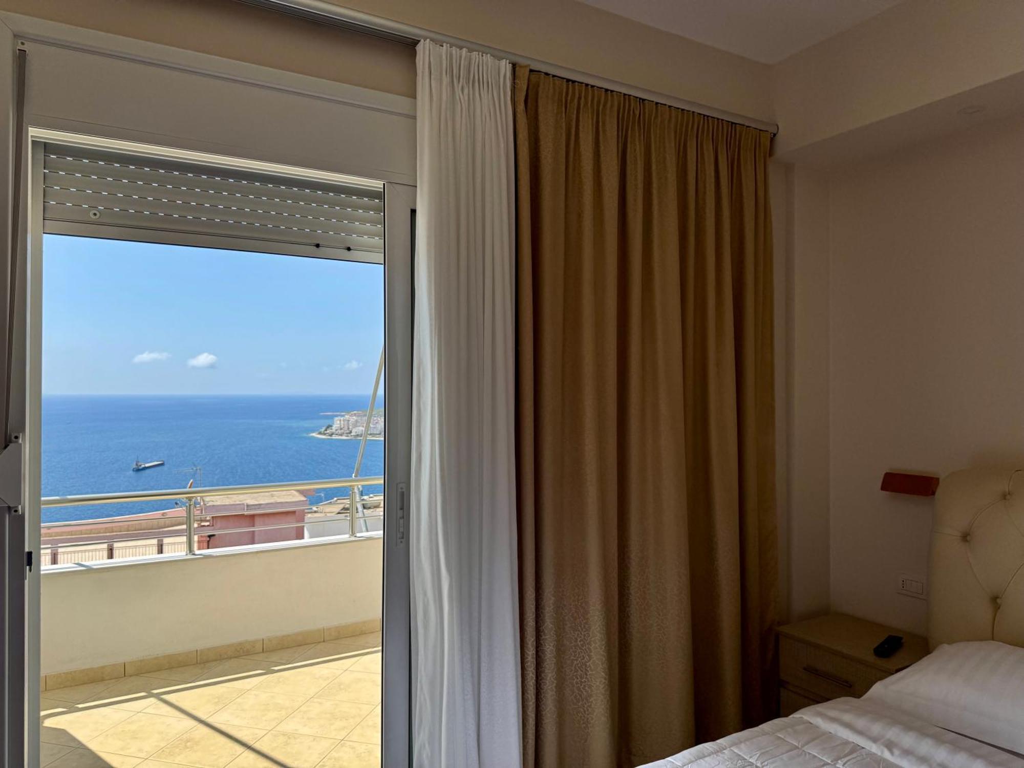 Vila Majola Sarandë Exterior foto