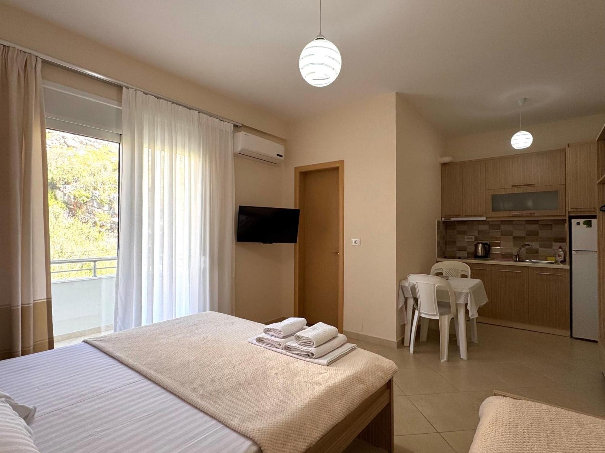 Vila Majola Sarandë Zimmer foto